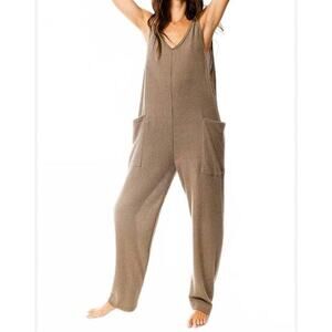 BUCKET LIST WAFFLE OAHU  WIDE LEG JUMPSUIT SIZE SMALL